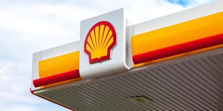Shell posts weakest quarterly profit in five years, misses Q4 estimates